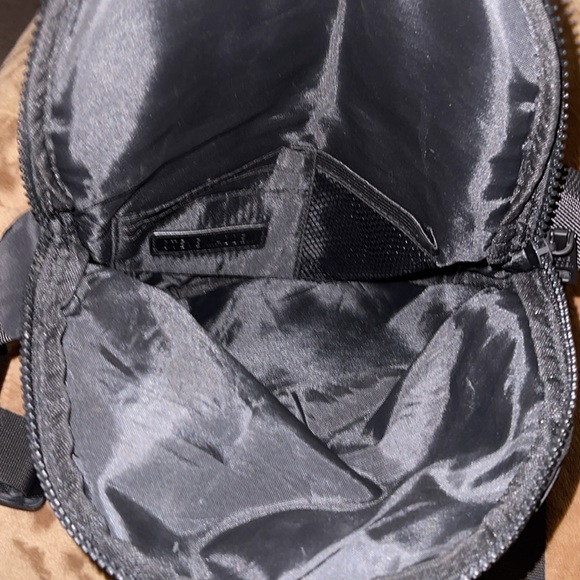 ❤️🔥STEVE MADDEN CONVERTIBLE CROSSBODY/BELT BAG - Picture 11 of 13